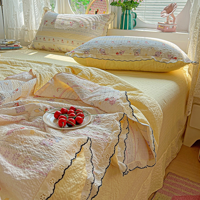 91家纺网 家纺一手货源 找家纺 仟网汇 2026新款法式花边泡芙纱夏被四件套 小矮人