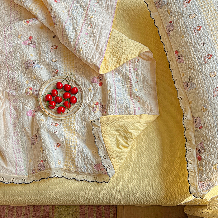 91家纺网 家纺一手货源 找家纺 仟网汇 2026新款法式花边泡芙纱夏被四件套 小矮人