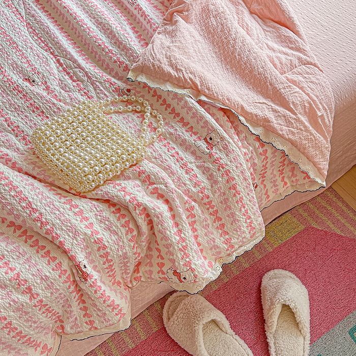 91家纺网 家纺一手货源 找家纺 仟网汇 2026新款法式花边泡芙纱夏被四件套 幸运汪