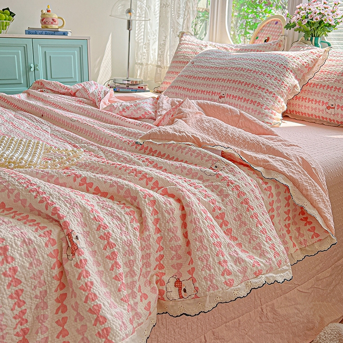 91家纺网 家纺一手货源 找家纺 仟网汇 2026新款法式花边泡芙纱夏被四件套 幸运汪