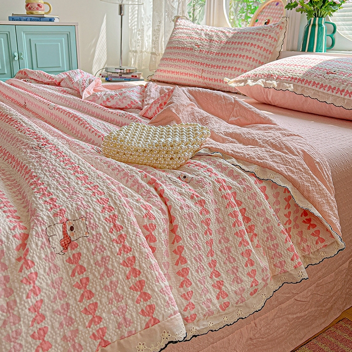 91家纺网 家纺一手货源 找家纺 仟网汇 2026新款法式花边泡芙纱夏被四件套 幸运汪