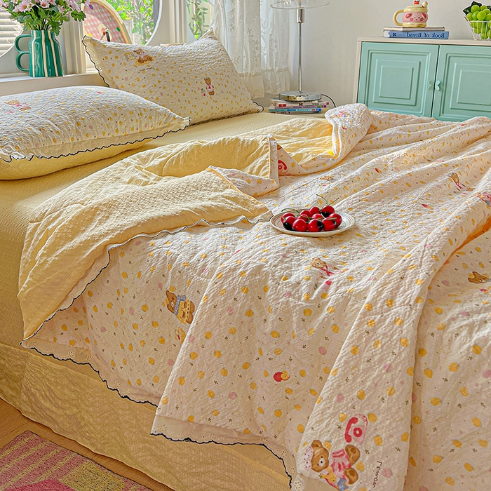 91家纺网 家纺一手货源 找家纺 仟网汇 2026新款法式花边泡芙纱夏被四件套 熊贝贝