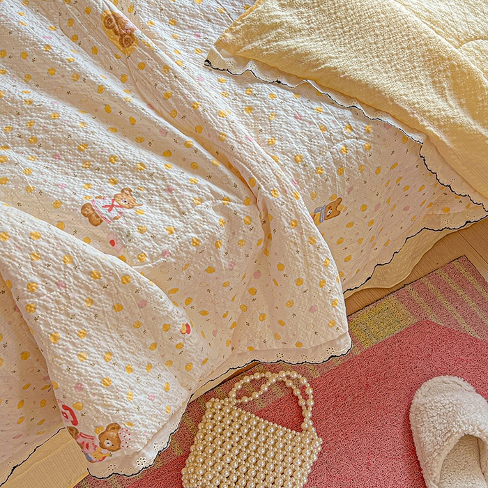 91家纺网 家纺一手货源 找家纺 仟网汇 2026新款法式花边泡芙纱夏被四件套 熊贝贝