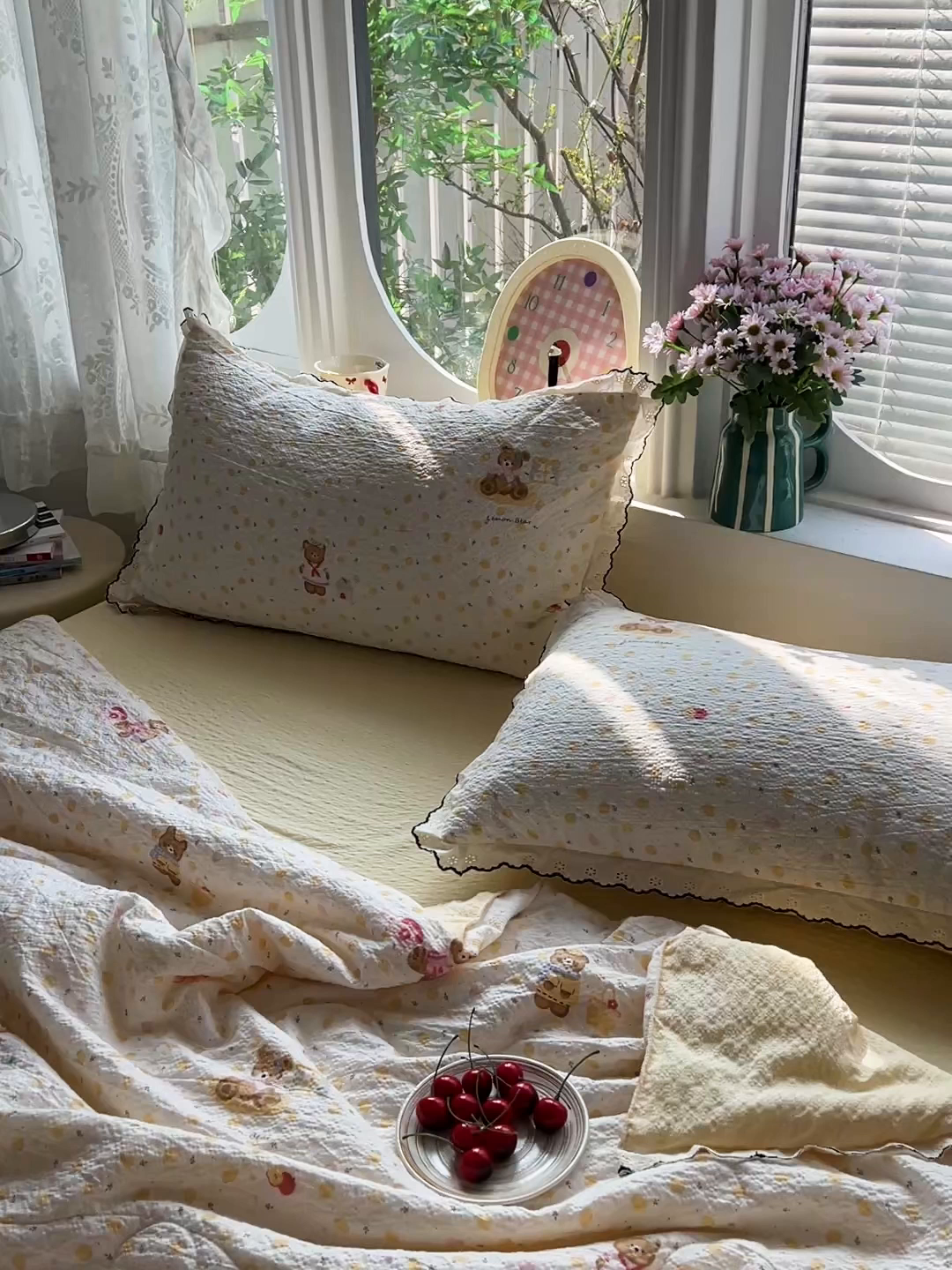 91家纺网 家纺一手货源 找家纺 仟网汇 2026新款法式花边泡芙纱夏被四件套 熊贝贝