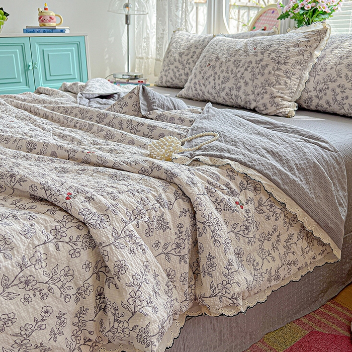 91家纺网 家纺一手货源 找家纺 仟网汇 2026新款法式花边泡芙纱夏被四件套 悦己