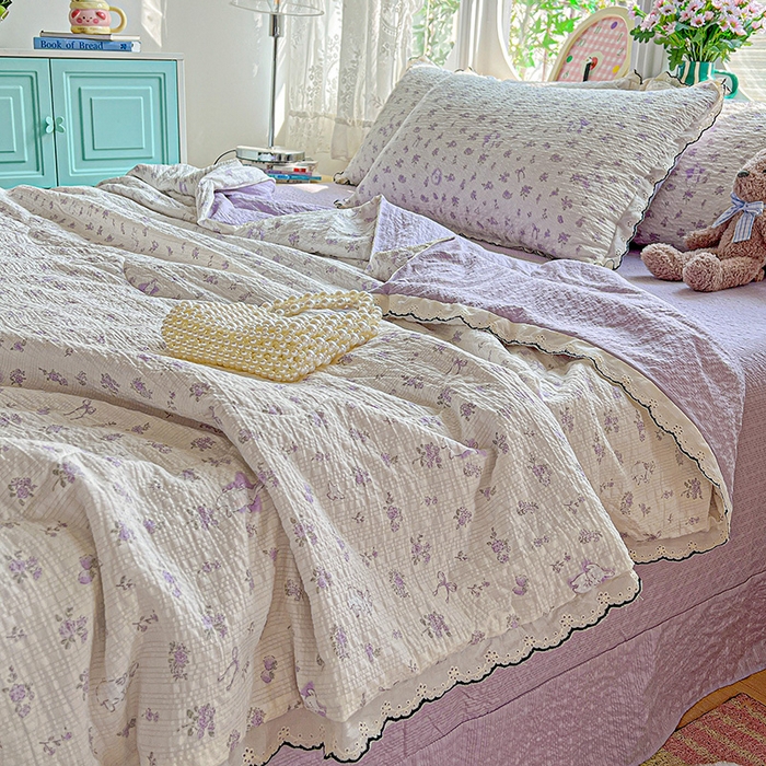 91家纺网 家纺一手货源 找家纺 仟网汇 2026新款法式花边泡芙纱夏被四件套 紫花兔兔