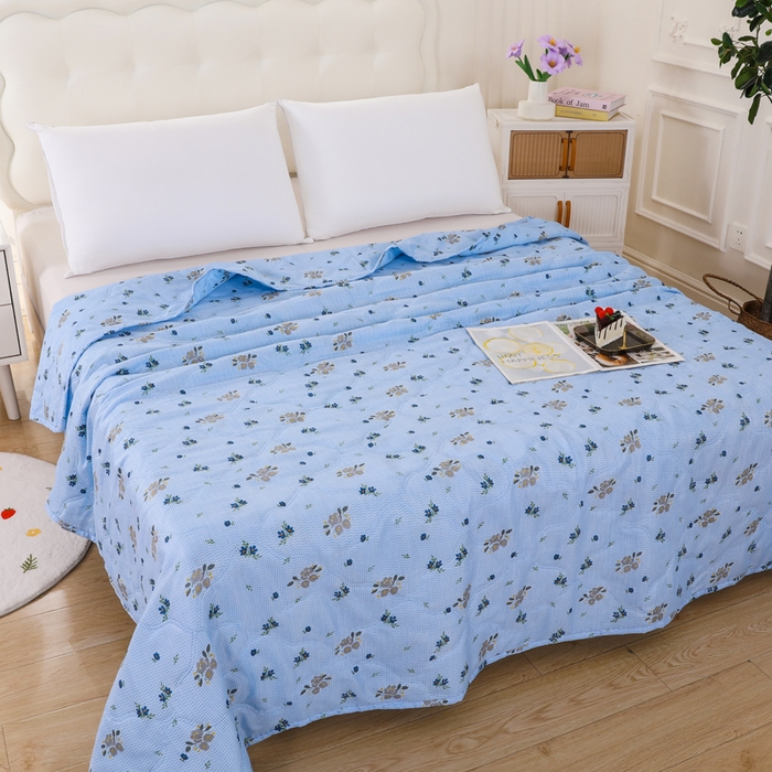 91家纺网 家纺一手货源 找家纺 太阳树家纺 2026新款钻石绒亲肤夏凉被夏被空调被 花涧艺-蓝