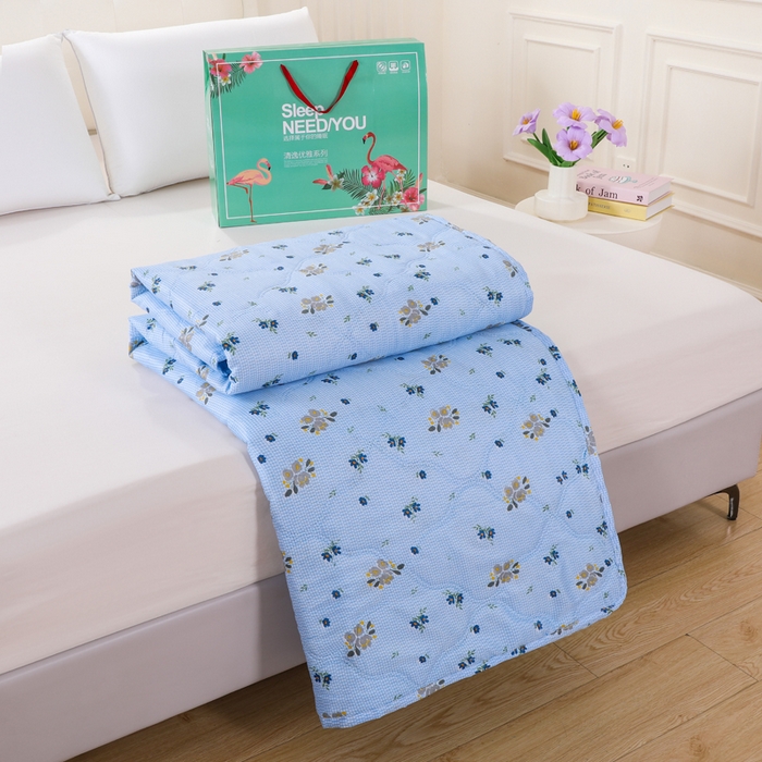 91家纺网 家纺一手货源 找家纺 太阳树家纺 2026新款钻石绒亲肤夏凉被夏被空调被 花涧艺-蓝