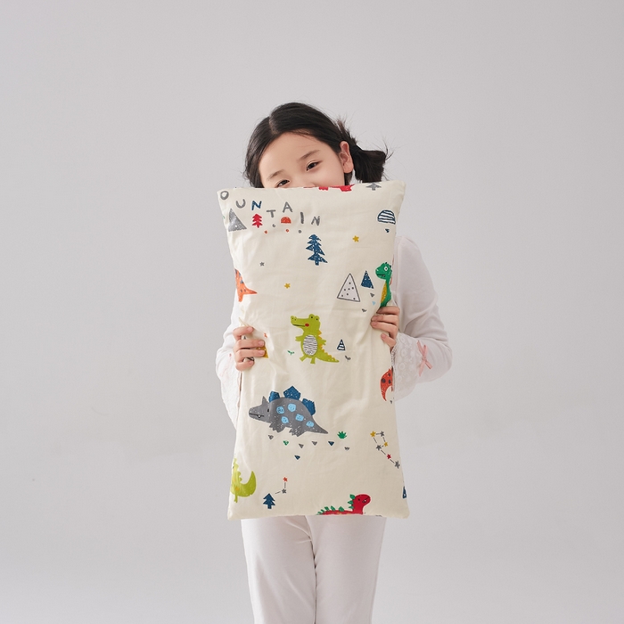 91家纺网 家纺一手货源 找家纺 暖阳 2026新款儿童全棉加长款棉花枕 儿童加长枕-好多恐龙