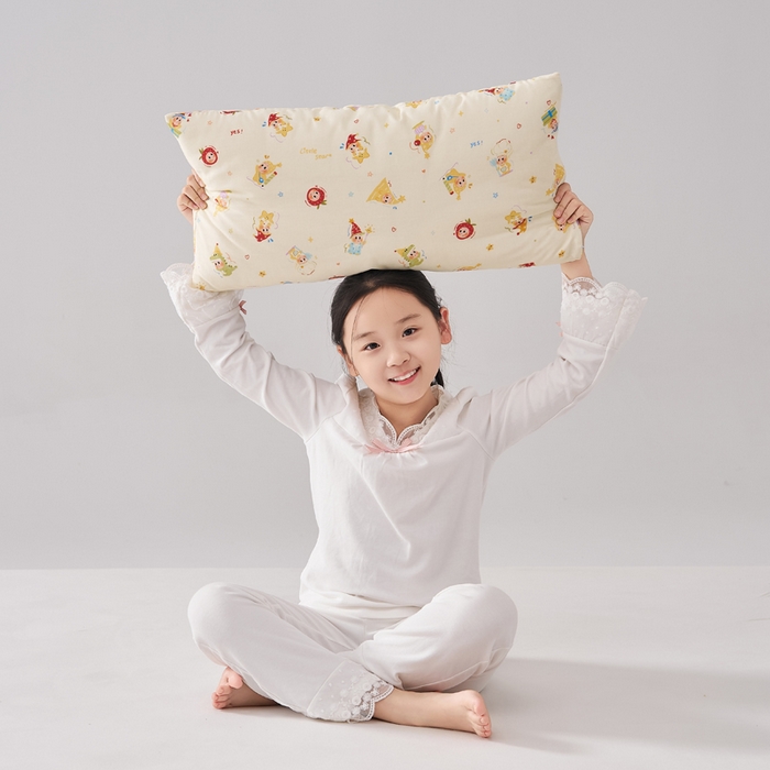 91家纺网 家纺一手货源 找家纺 暖阳 2026新款儿童全棉加长款棉花枕 儿童加长枕-好多星仔