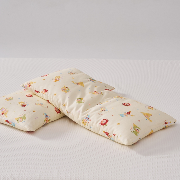 91家纺网 家纺一手货源 找家纺 暖阳 2026新款儿童全棉加长款棉花枕 儿童加长枕-好多星仔