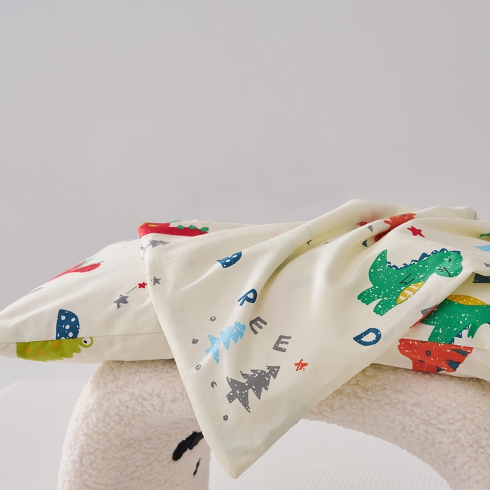 91家纺网 家纺一手货源 找家纺 暖阳 2026新款儿童全棉加长款棉花枕 儿童加长枕-好多恐龙