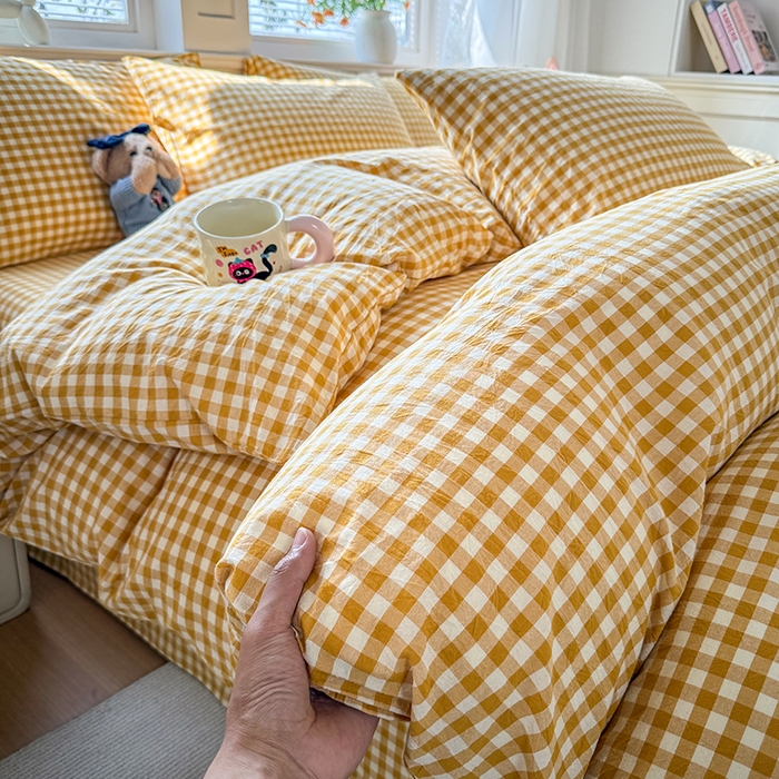 91家纺网 家纺一手货源 找家纺 鑫田家纺 2026新款全棉水洗棉四件套纯棉格子学生宿舍床单三件套床笠套件 黄小格