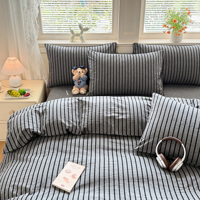 91家纺网 家纺一手货源 找家纺 鑫田家纺 2026新款全棉水洗棉四件套纯棉格子学生宿舍床单三件套床笠套件 灰川条纹