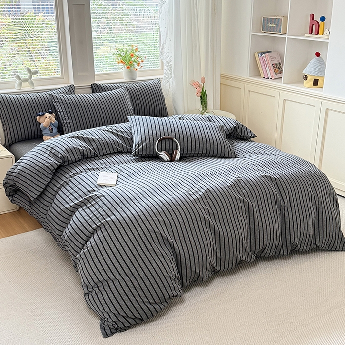 91家纺网 家纺一手货源 找家纺 鑫田家纺 2026新款全棉水洗棉四件套纯棉格子学生宿舍床单三件套床笠套件 灰川条纹