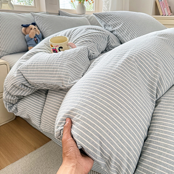 91家纺网 家纺一手货源 找家纺 鑫田家纺 2026新款全棉水洗棉四件套纯棉格子学生宿舍床单三件套床笠套件 英伦派兰