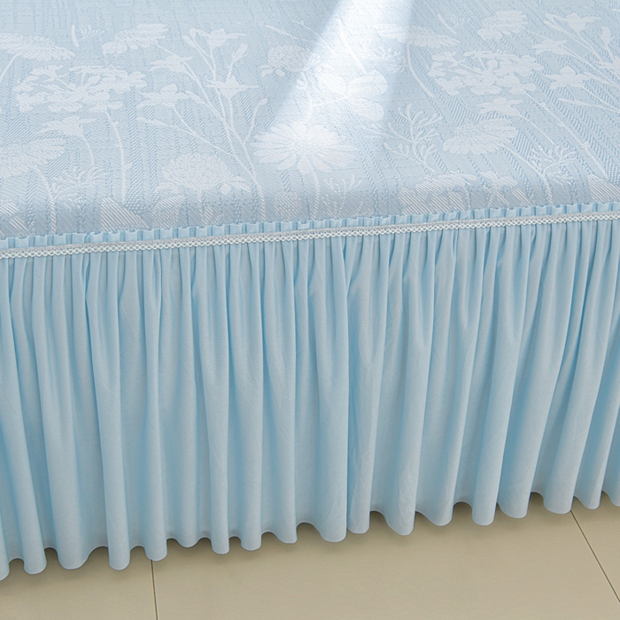 91家纺网 家纺一手货源 找家纺 绘萱家居 2026新款PE提花冰凉豆豆床裙款凉席席子凉席 春语佳人-蓝