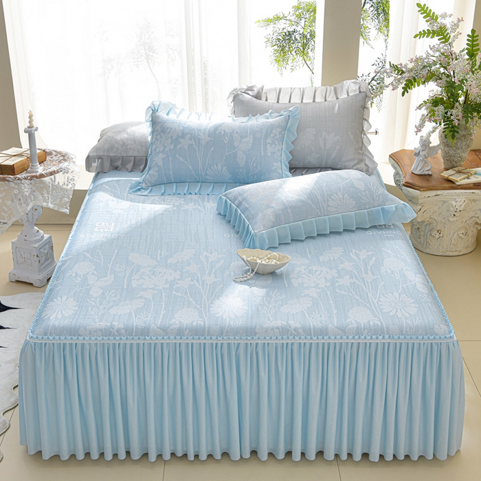 91家纺网 家纺一手货源 找家纺 绘萱家居 2026新款PE提花冰凉豆豆床裙款凉席席子凉席 春语佳人-蓝