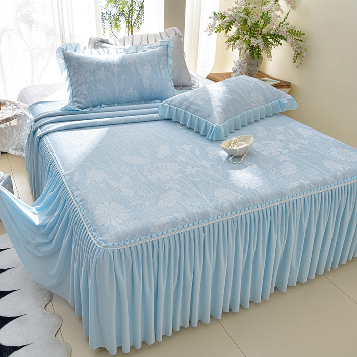 91家纺网 家纺一手货源 找家纺 绘萱家居 2026新款PE提花冰凉豆豆床裙款凉席席子凉席 春语佳人-蓝