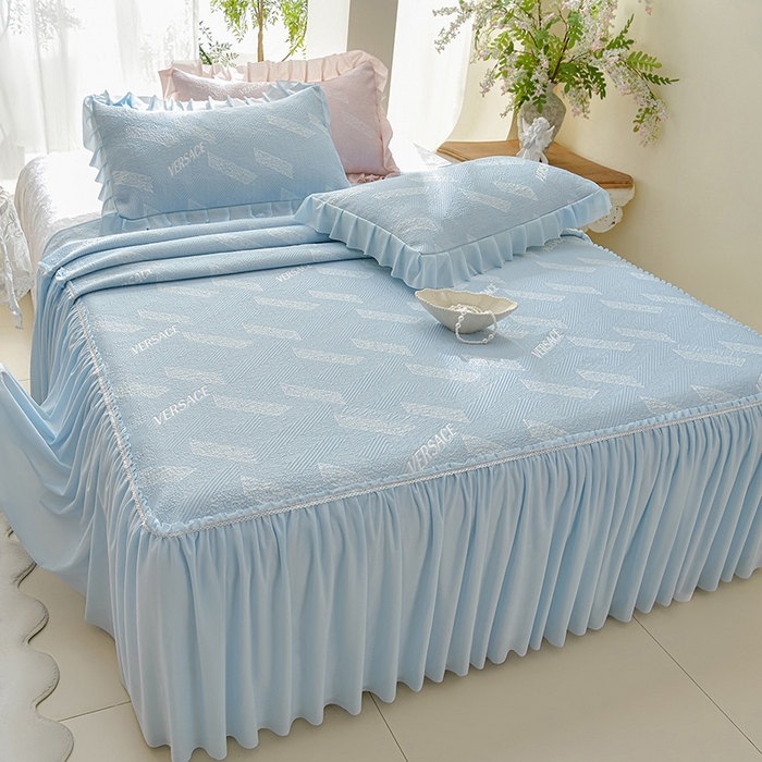 91家纺网 家纺一手货源 找家纺 绘萱家居 2026新款PE提花冰凉豆豆床裙款凉席席子凉席 帝塞纳-蓝