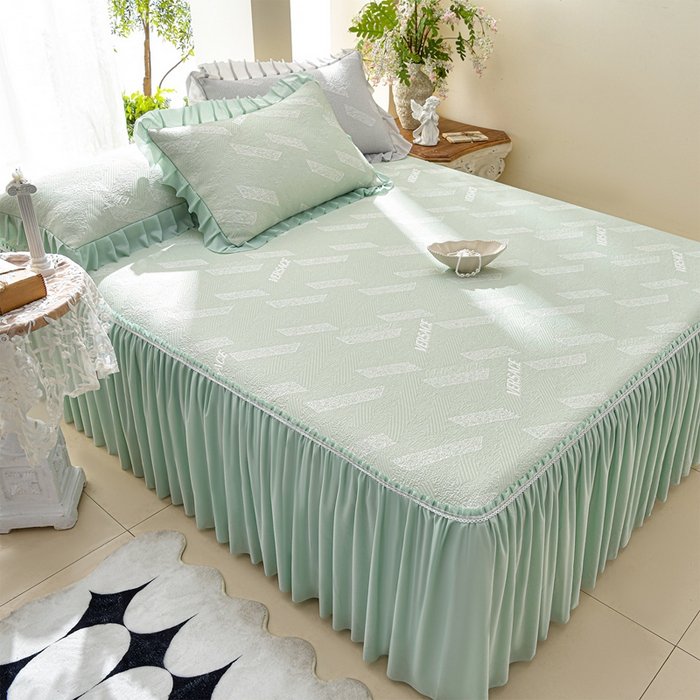 91家纺网 家纺一手货源 找家纺 绘萱家居 2026新款PE提花冰凉豆豆床裙款凉席席子凉席 帝塞纳-绿