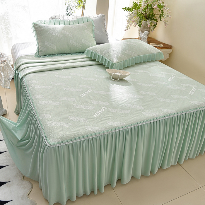 91家纺网 家纺一手货源 找家纺 绘萱家居 2026新款PE提花冰凉豆豆床裙款凉席席子凉席 帝塞纳-绿