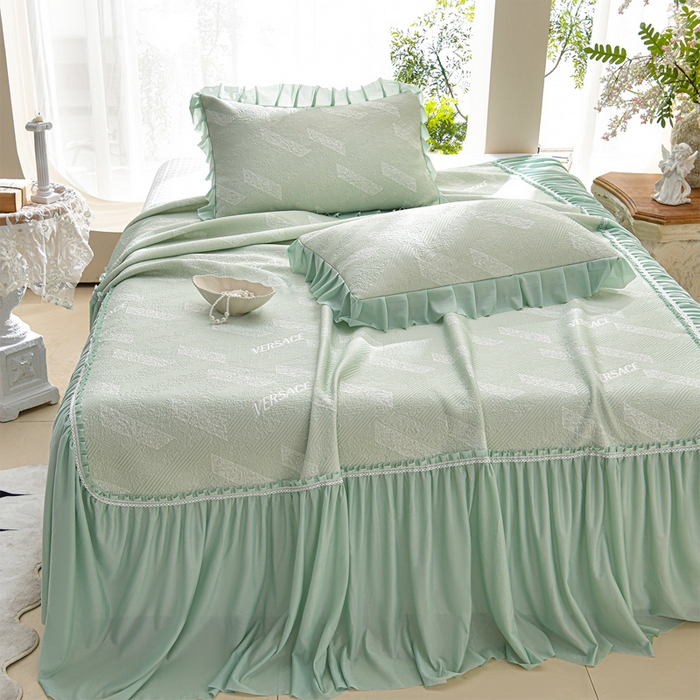 91家纺网 家纺一手货源 找家纺 绘萱家居 2026新款PE提花冰凉豆豆床裙款凉席席子凉席 帝塞纳-绿