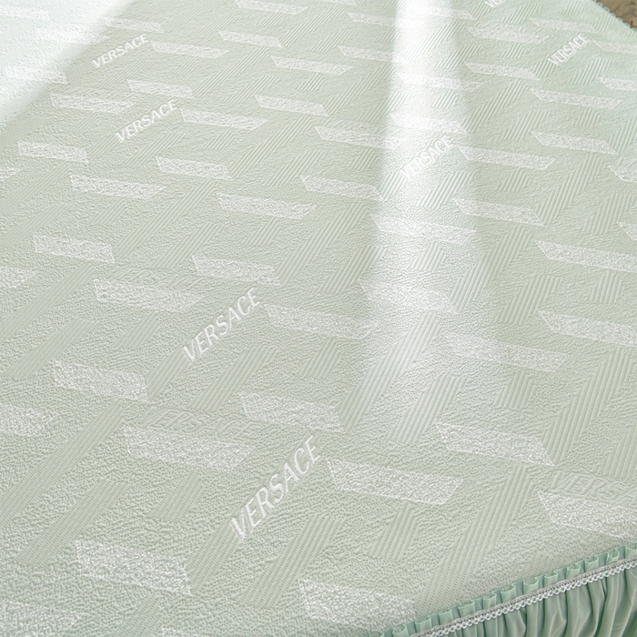 91家纺网 家纺一手货源 找家纺 绘萱家居 2026新款PE提花冰凉豆豆床裙款凉席席子凉席 帝塞纳-绿