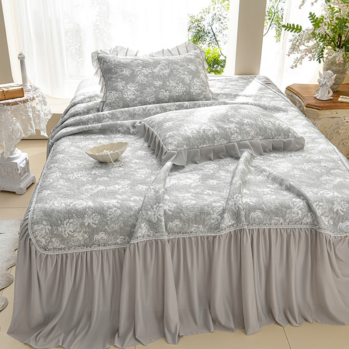 91家纺网 家纺一手货源 找家纺 绘萱家居 2026新款PE提花冰凉豆豆床裙款凉席席子凉席 浅雾玫瑰-灰