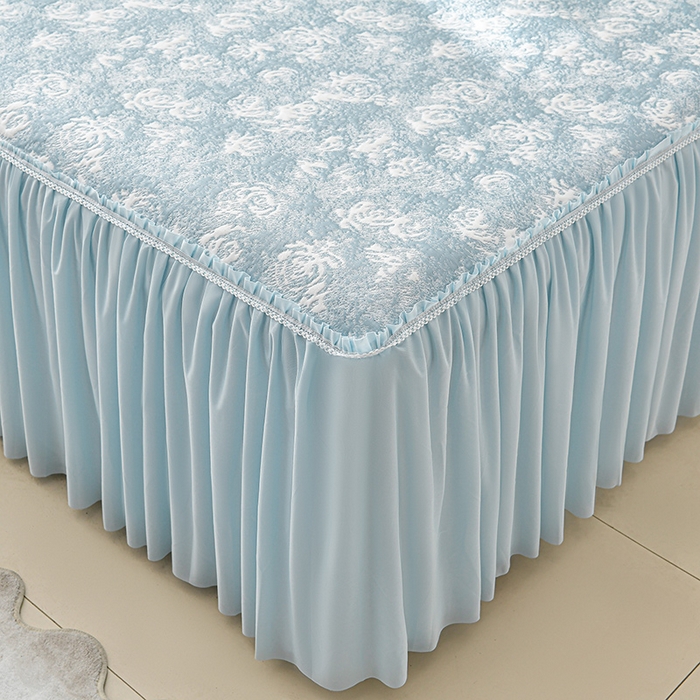 91家纺网 家纺一手货源 找家纺 绘萱家居 2026新款PE提花冰凉豆豆床裙款凉席席子凉席 浅雾玫瑰-蓝