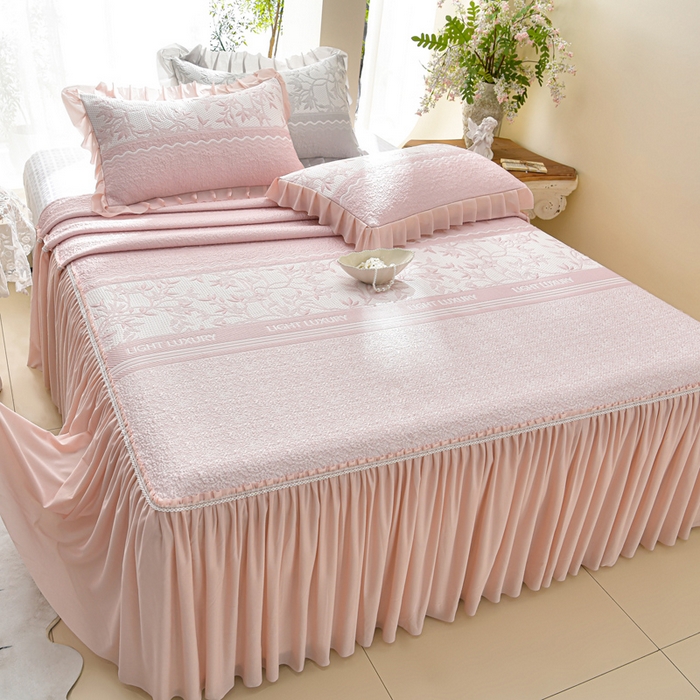 91家纺网 家纺一手货源 找家纺 绘萱家居 2026新款PE提花冰凉豆豆床裙款凉席席子凉席 清风叶蔓-粉