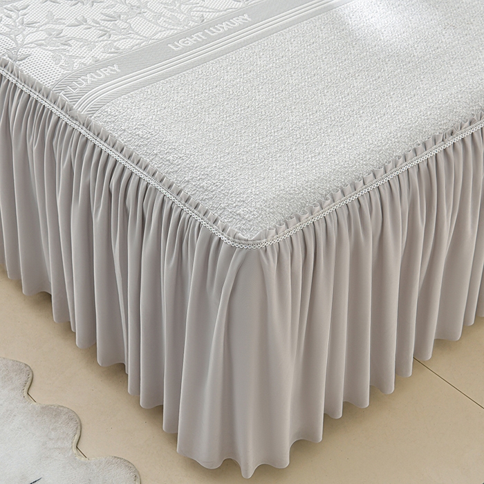 91家纺网 家纺一手货源 找家纺 绘萱家居 2026新款PE提花冰凉豆豆床裙款凉席席子凉席 清风叶蔓-灰