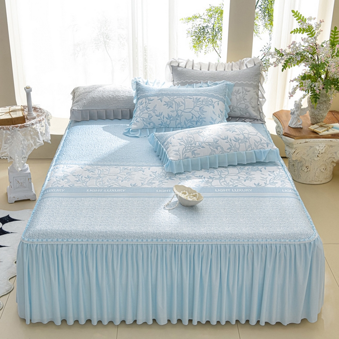 91家纺网 家纺一手货源 找家纺 绘萱家居 2026新款PE提花冰凉豆豆床裙款凉席席子凉席 清风叶蔓-蓝