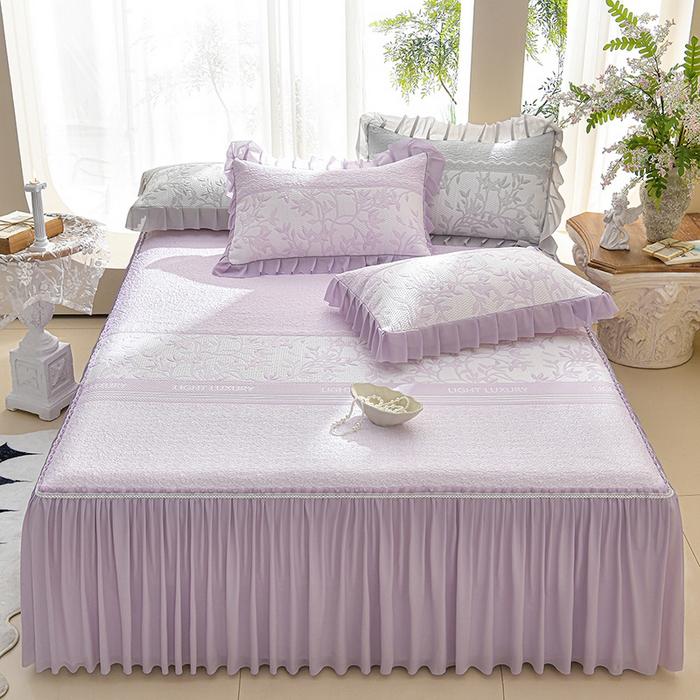 91家纺网 家纺一手货源 找家纺 绘萱家居 2026新款PE提花冰凉豆豆床裙款凉席席子凉席 清风叶蔓-紫