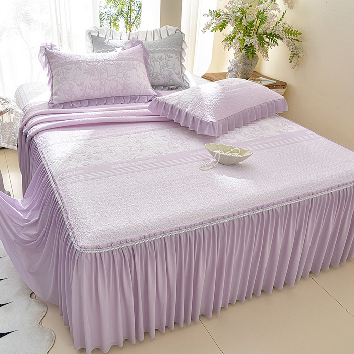 91家纺网 家纺一手货源 找家纺 绘萱家居 2026新款PE提花冰凉豆豆床裙款凉席席子凉席 清风叶蔓-紫