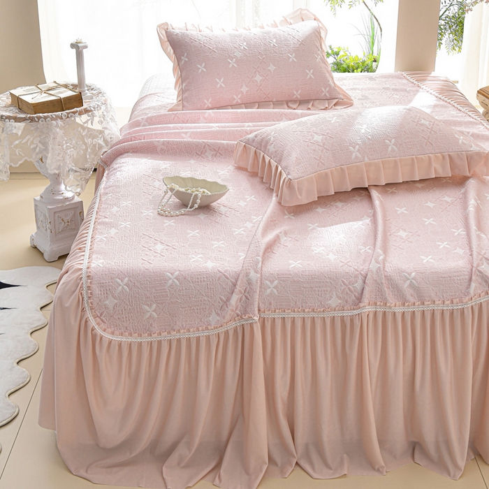 91家纺网 家纺一手货源 找家纺 绘萱家居 2026新款PE提花冰凉豆豆床裙款凉席席子凉席 星愿-粉