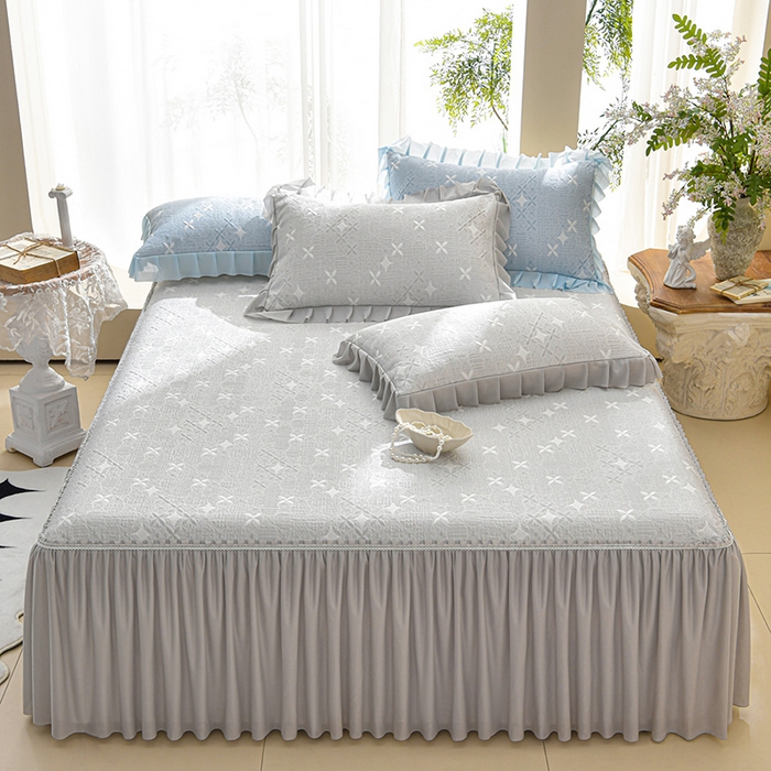 91家纺网 家纺一手货源 找家纺 绘萱家居 2026新款PE提花冰凉豆豆床裙款凉席席子凉席 星愿-灰