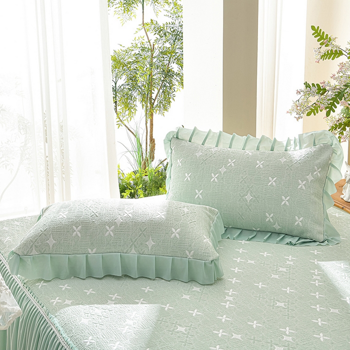 91家纺网 家纺一手货源 找家纺 绘萱家居 2026新款PE提花冰凉豆豆床裙款凉席席子凉席 星愿-绿