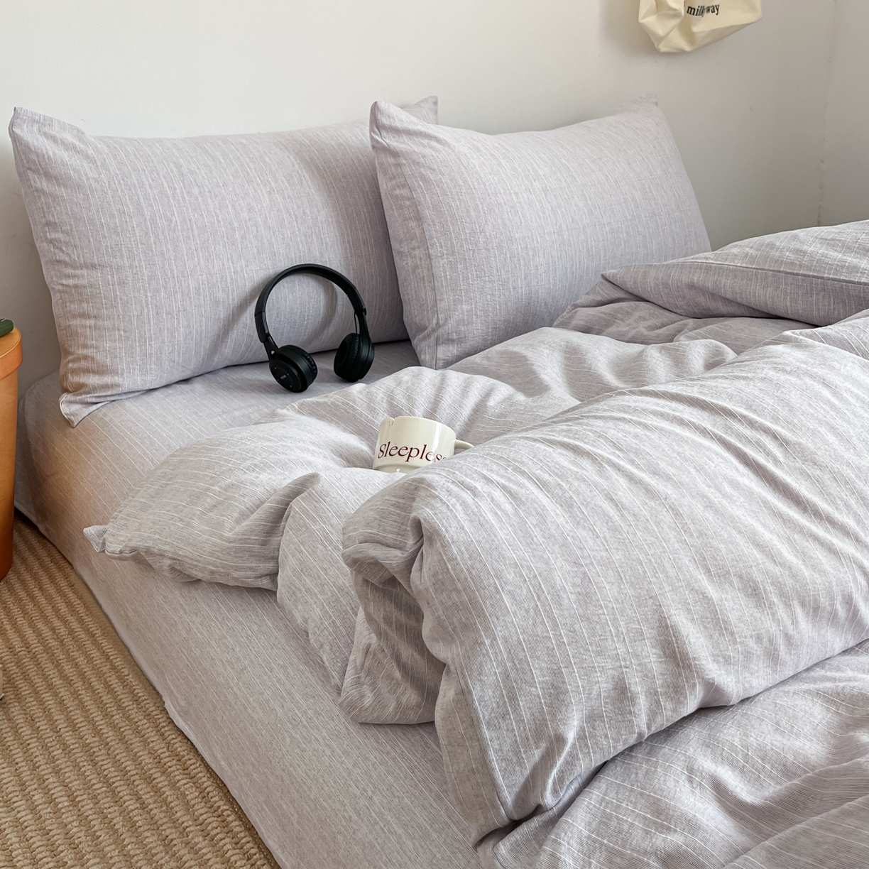 91家纺网 家纺一手货源 找家纺 蓝极人 2026新款色织水洗麻纯色四件套 葡萄青