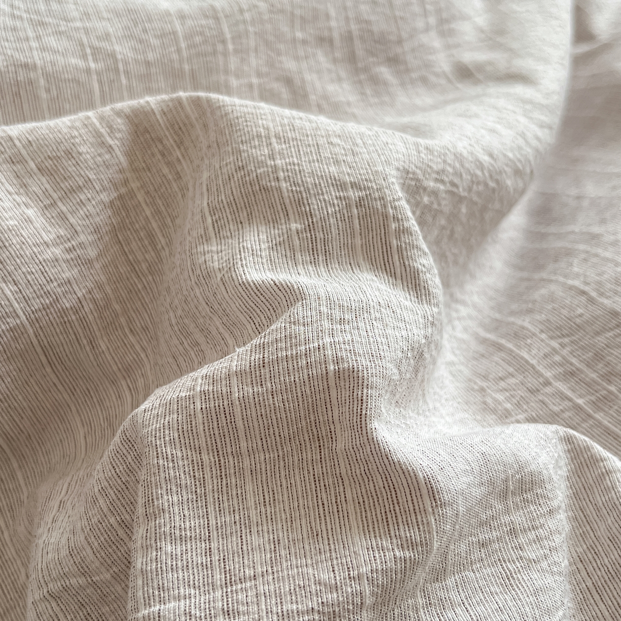 91家纺网 家纺一手货源 找家纺 蓝极人 2026新款色织水洗麻纯色四件套 烟茶