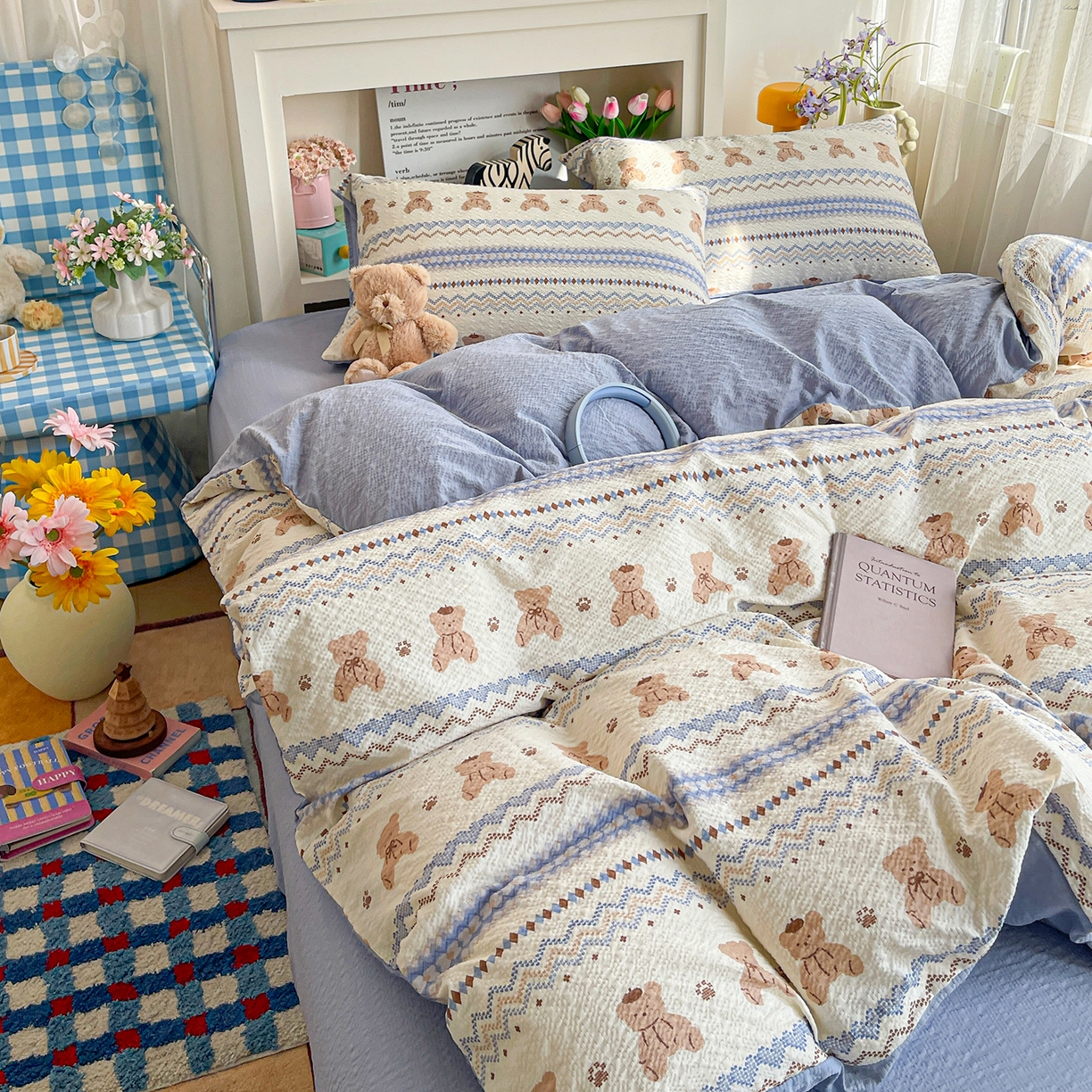 91家纺网 家纺一手货源 找家纺 N先生+V 13814689556 发大图/买家秀 2026新款A类软糯糯泡芙纱四件套 费尔岛小熊