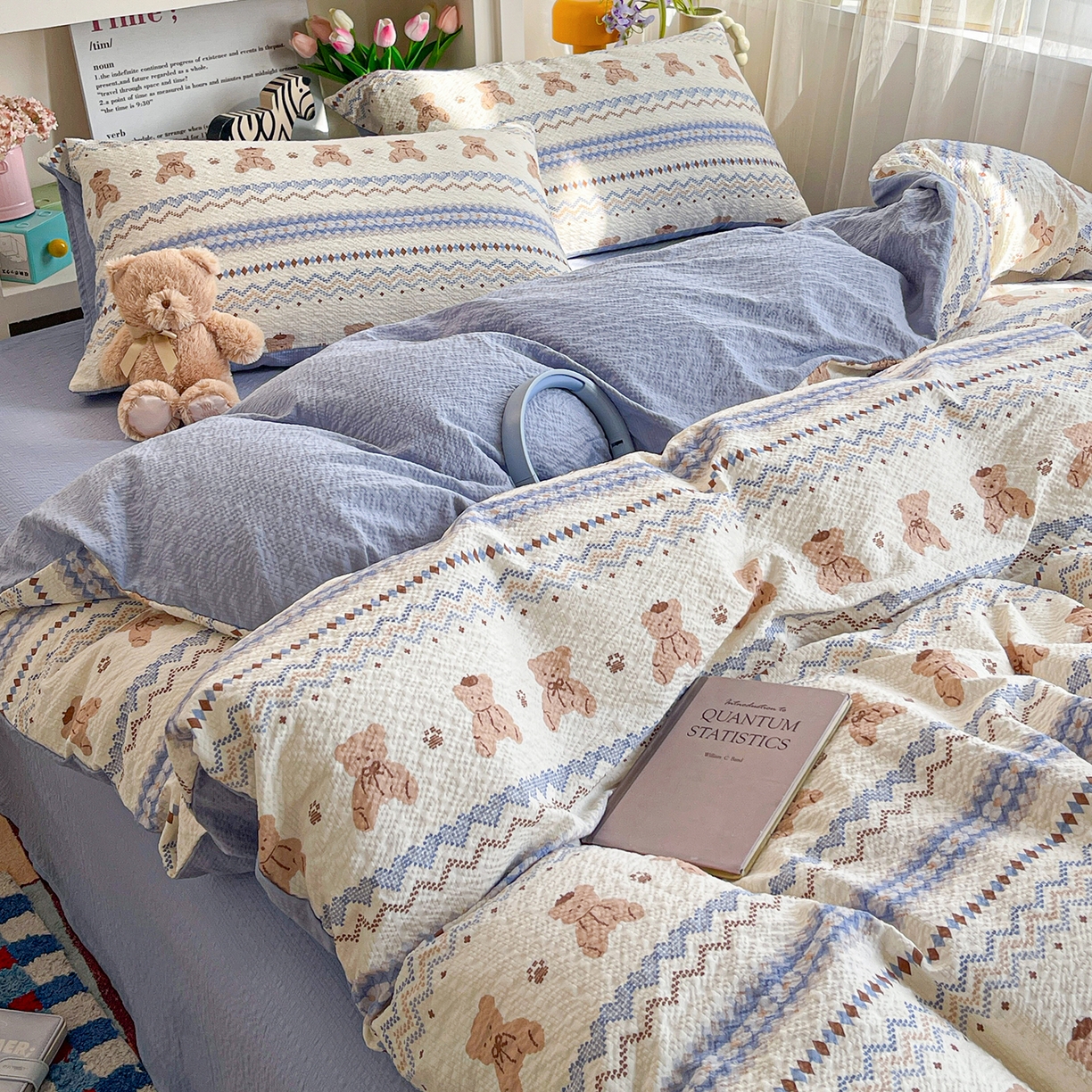 91家纺网 家纺一手货源 找家纺 N先生+V 13814689556 发大图/买家秀 2026新款A类软糯糯泡芙纱四件套 费尔岛小熊