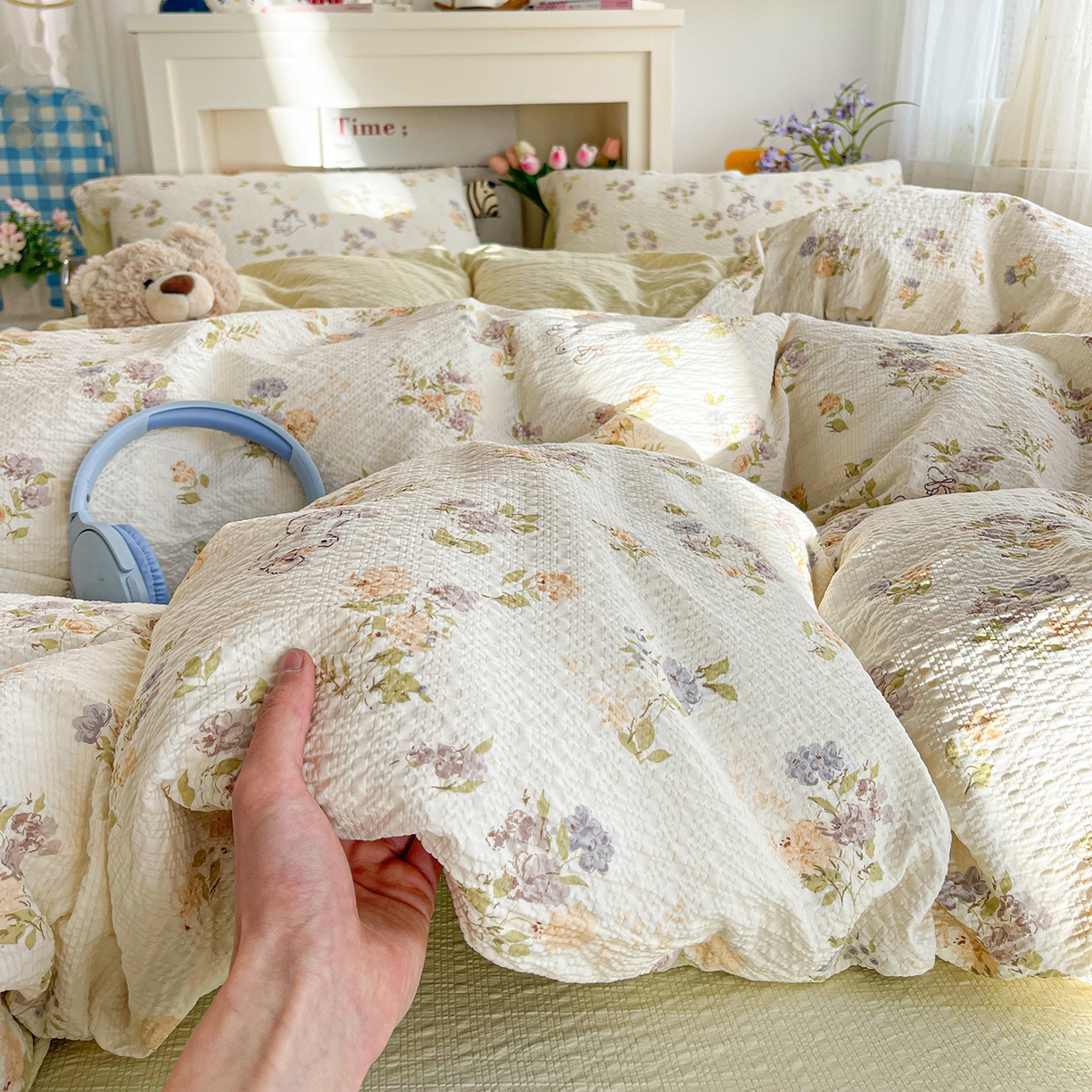 91家纺网 家纺一手货源 找家纺 N先生+V 13814689556 发大图/买家秀 2026新款A类软糯糯泡芙纱四件套 花园猫咪