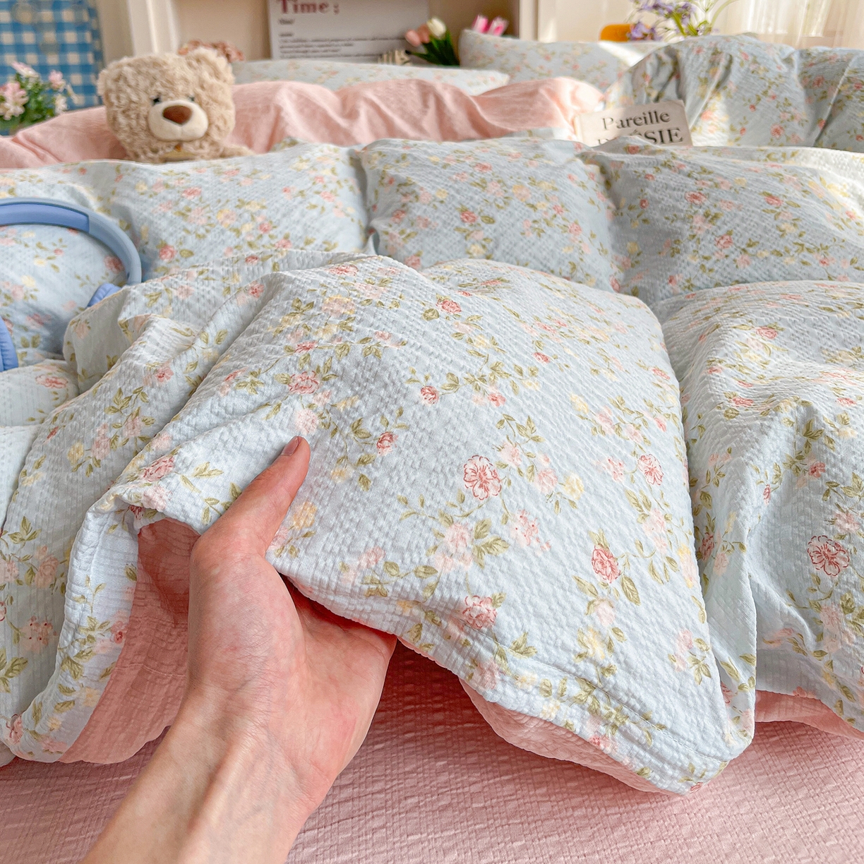 91家纺网 家纺一手货源 找家纺 N先生+V 13814689556 发大图/买家秀 2026新款A类软糯糯泡芙纱四件套 若棠