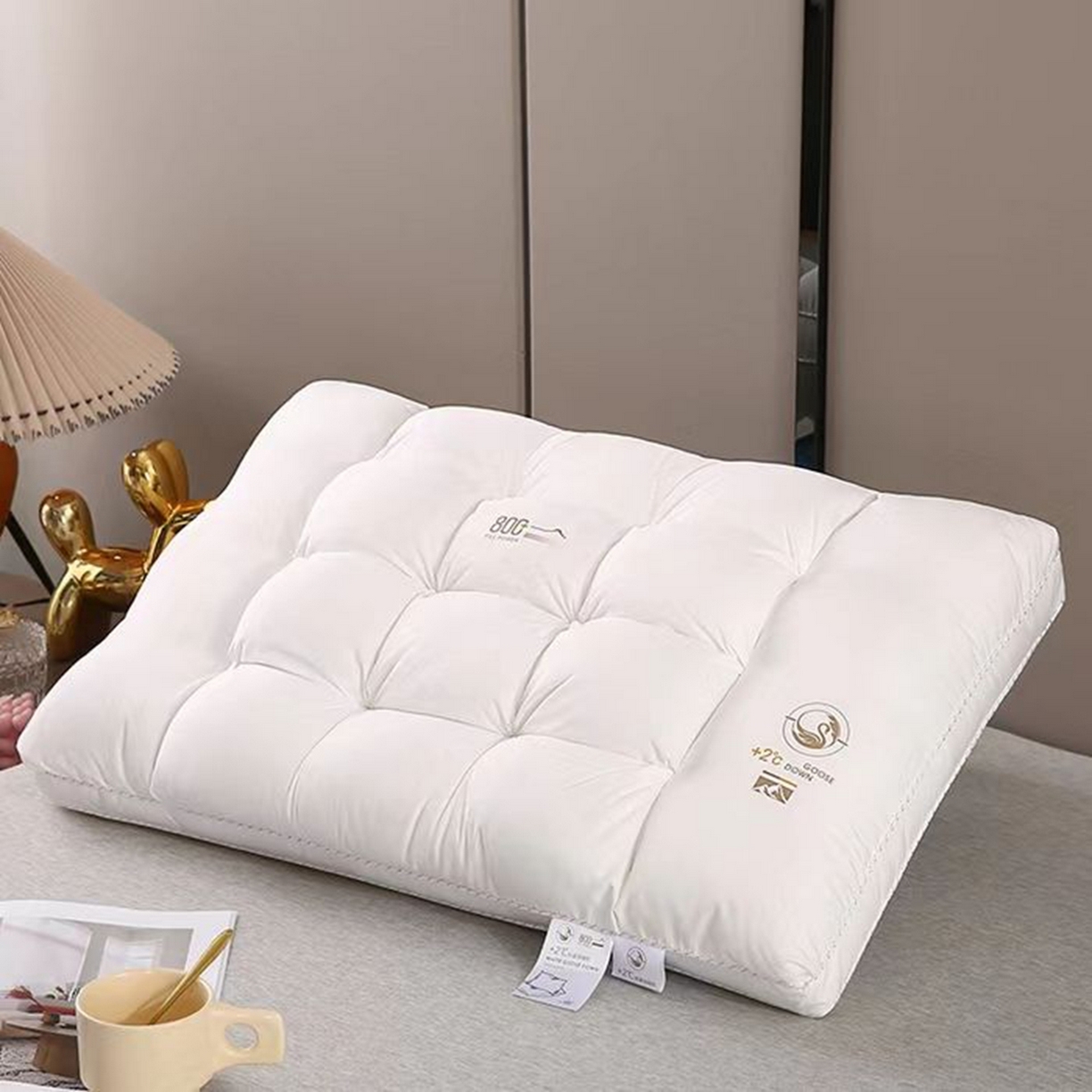 91家纺网 家纺一手货源 找家纺 （总）剑桥枕业 2026新款控温仿羽绒枕芯纽花格子羽丝绒枕头