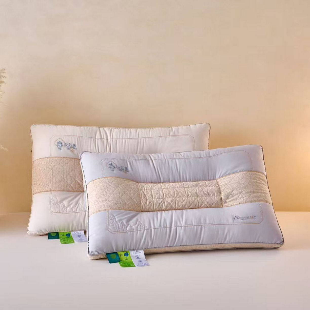 91家纺网 家纺一手货源 找家纺 （总）剑桥枕业 2026新款板蓝根抗菌羽丝定型枕芯抑菌立体枕头