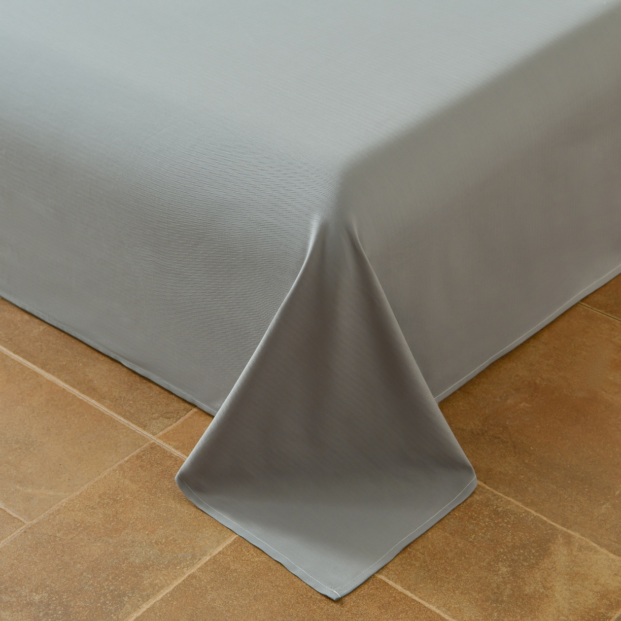 91家纺网 家纺一手货源 找家纺 菡宝 2026新款人字纹全棉色织提花四件套-浪漫花蕴  浪漫花蕴 灰