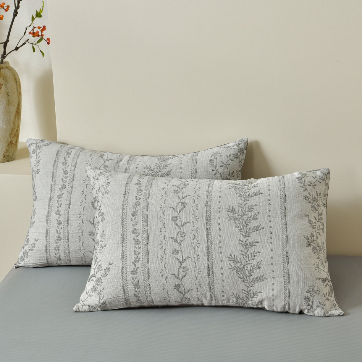 91家纺网 家纺一手货源 找家纺 菡宝 2026新款人字纹全棉色织提花四件套-浪漫花蕴  浪漫花蕴 灰