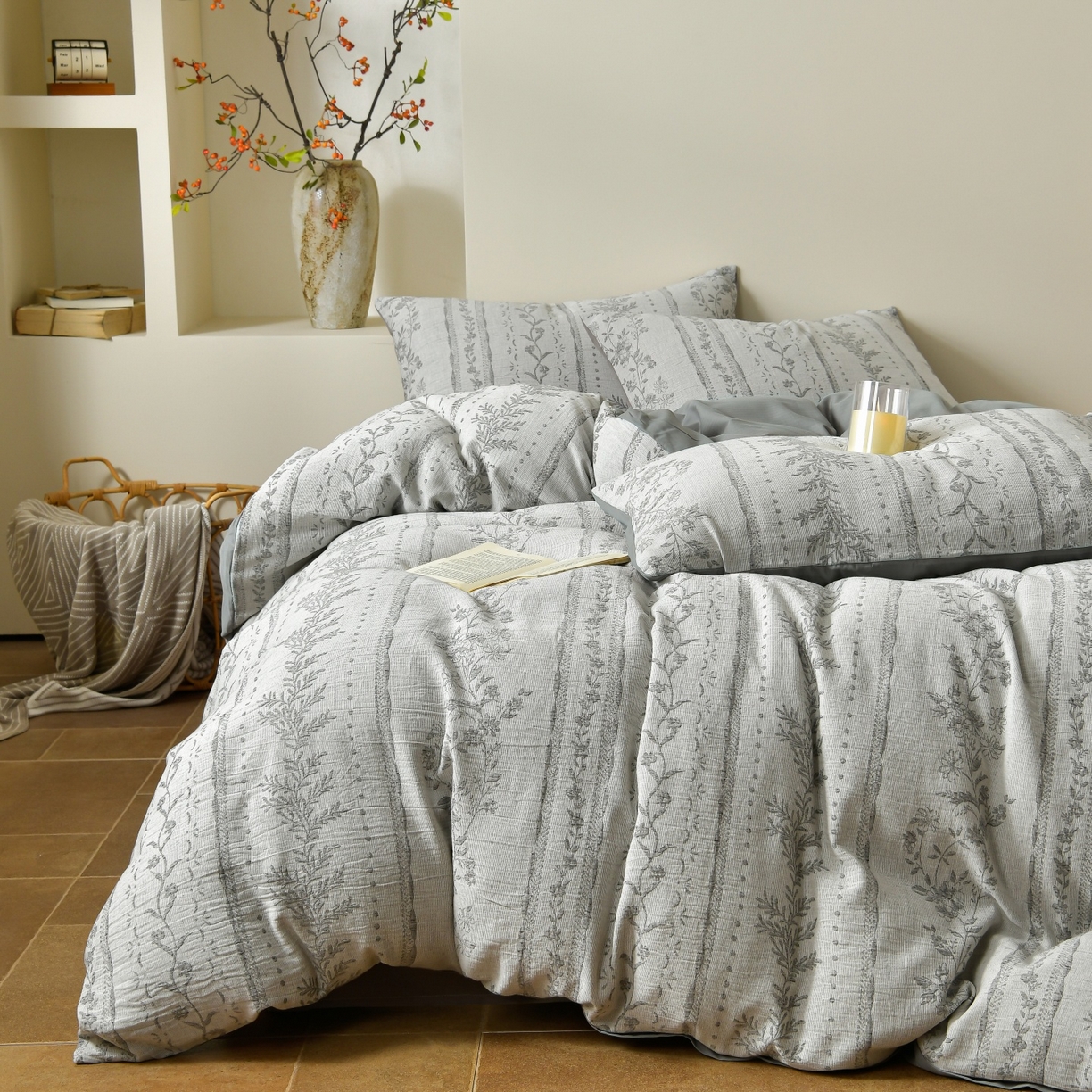 91家纺网 家纺一手货源 找家纺 菡宝 2026新款人字纹全棉色织提花四件套-浪漫花蕴  浪漫花蕴 灰