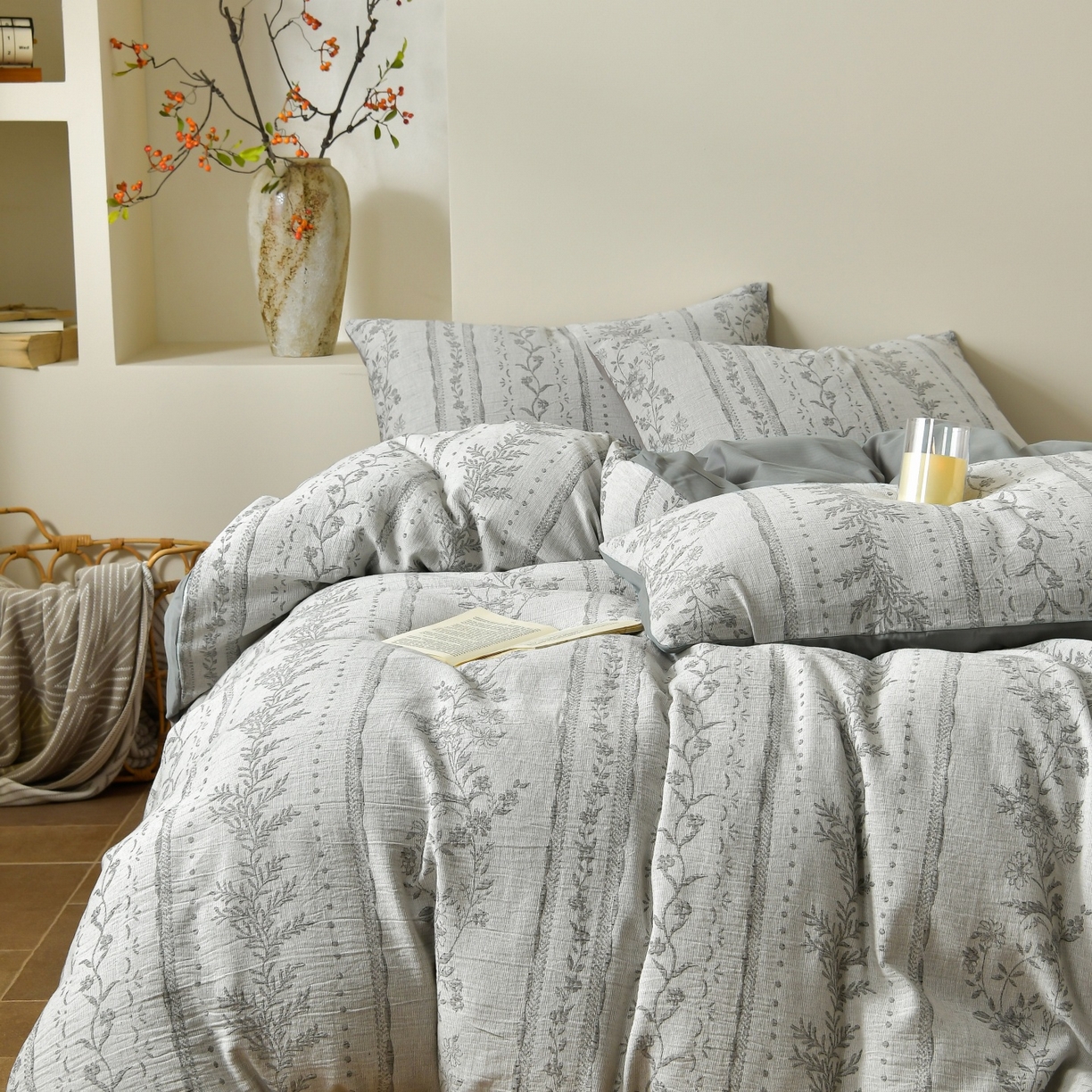 91家纺网 家纺一手货源 找家纺 菡宝 2026新款人字纹全棉色织提花四件套-浪漫花蕴  浪漫花蕴 灰